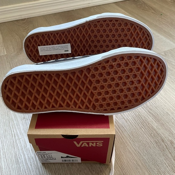 Vans SK8 low Animal Side Stripe Zebra Black Z.  VN0A5KXDCQT US 6.5.